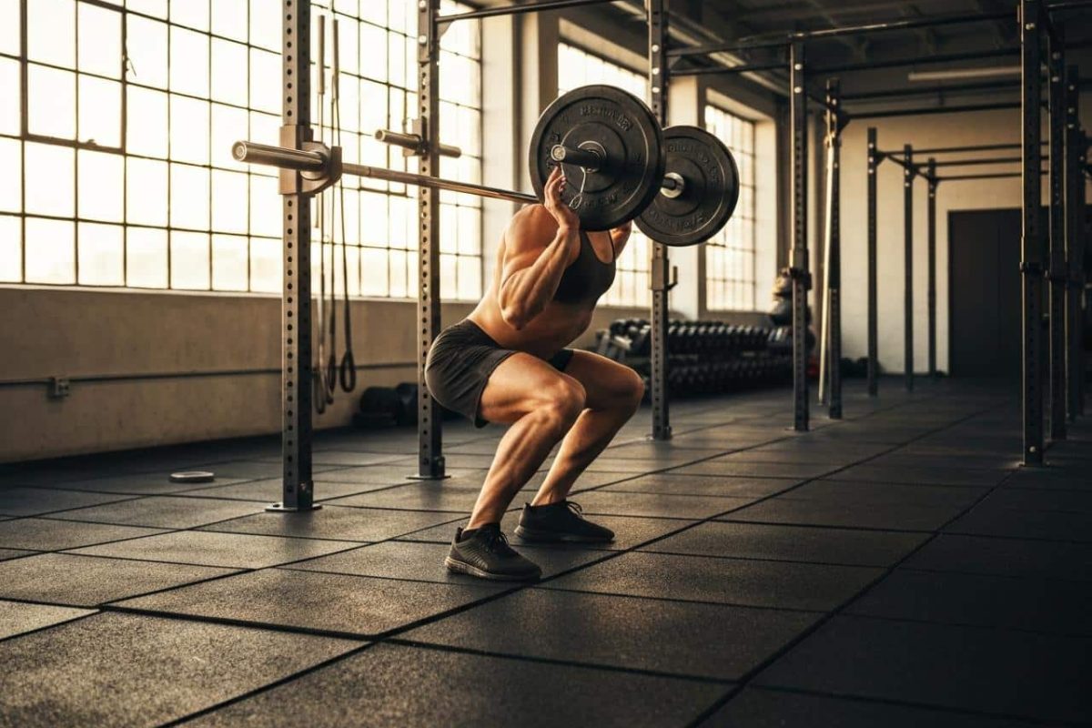 Comment bien faire des squats avec barre